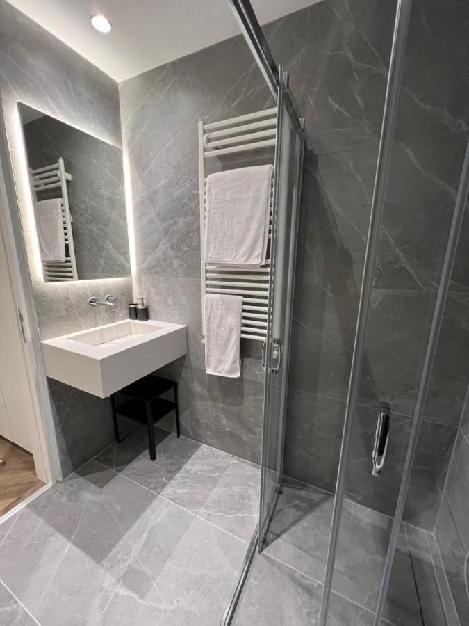 Natali'S Luxury Apartment Strovolos Exterior foto